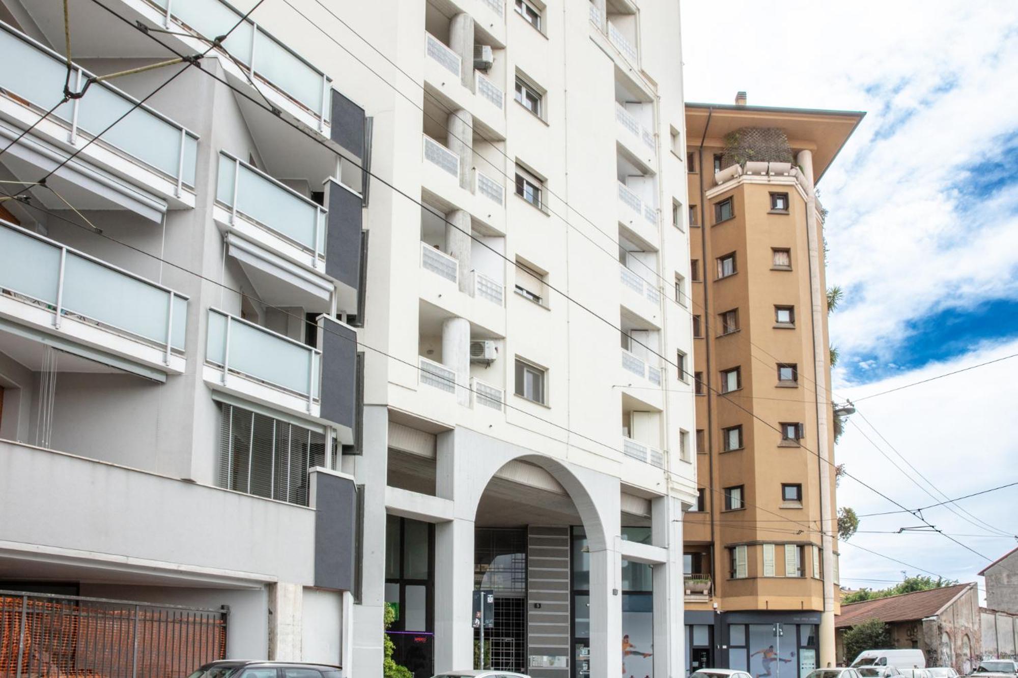 Dehomes - Porta Genova Luxury Stay Milaan Buitenkant foto